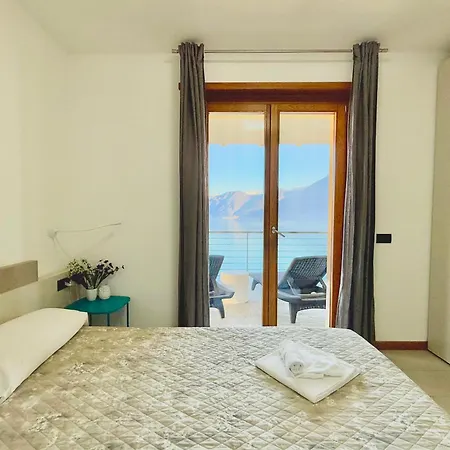 Degli Oleandri 6a * Argegno